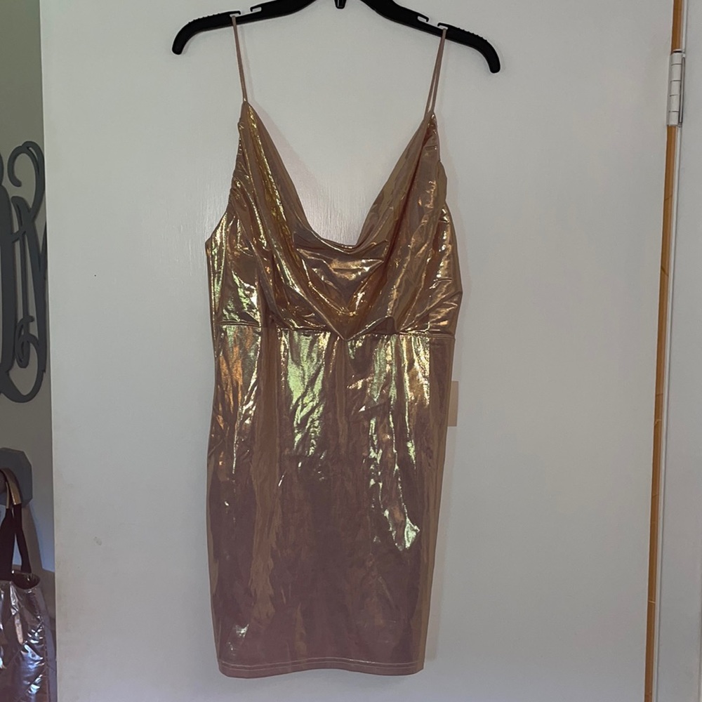 Super down dress. Size medium. Bought off of revolve
